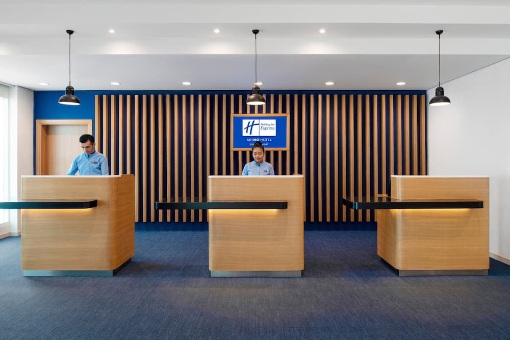 Holiday Inn Express Dubai Airport, un hotel IHG — 7