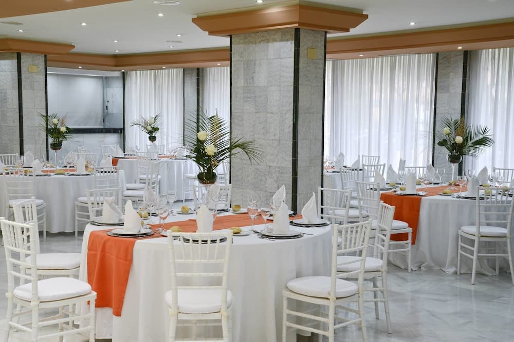 San Pablo Sevilla — 8