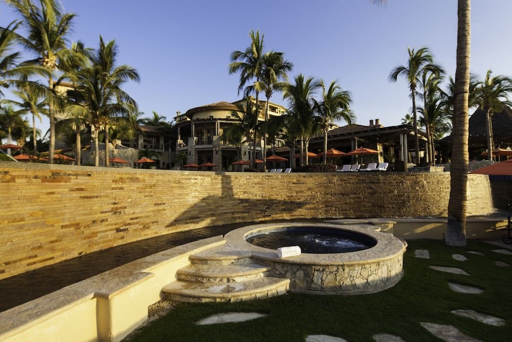 Hacienda Beach Club & Residences — 28