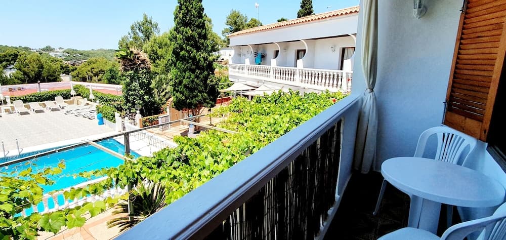 Granada Apartments Ibiza — 2