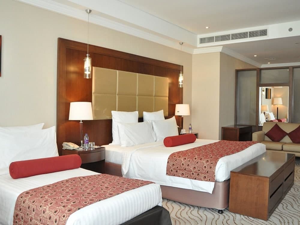 Park Regis Kris Kin Hotel Dubai — 7