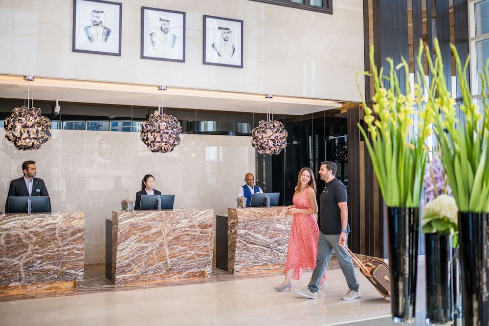 Radisson Blu Hotel, Dubai Canal View — 4
