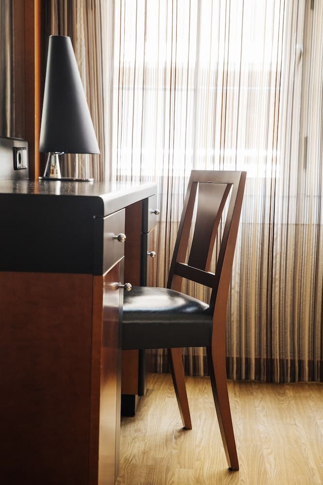 Hotel Derby Barcelona — 5