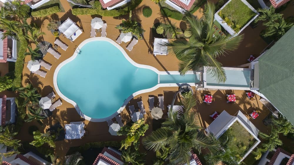 whala!bavaro — 17