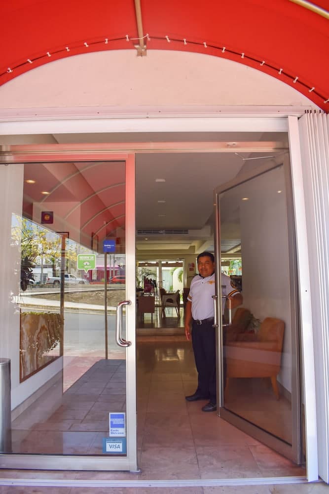 Ambiance Suites Cancun — 20