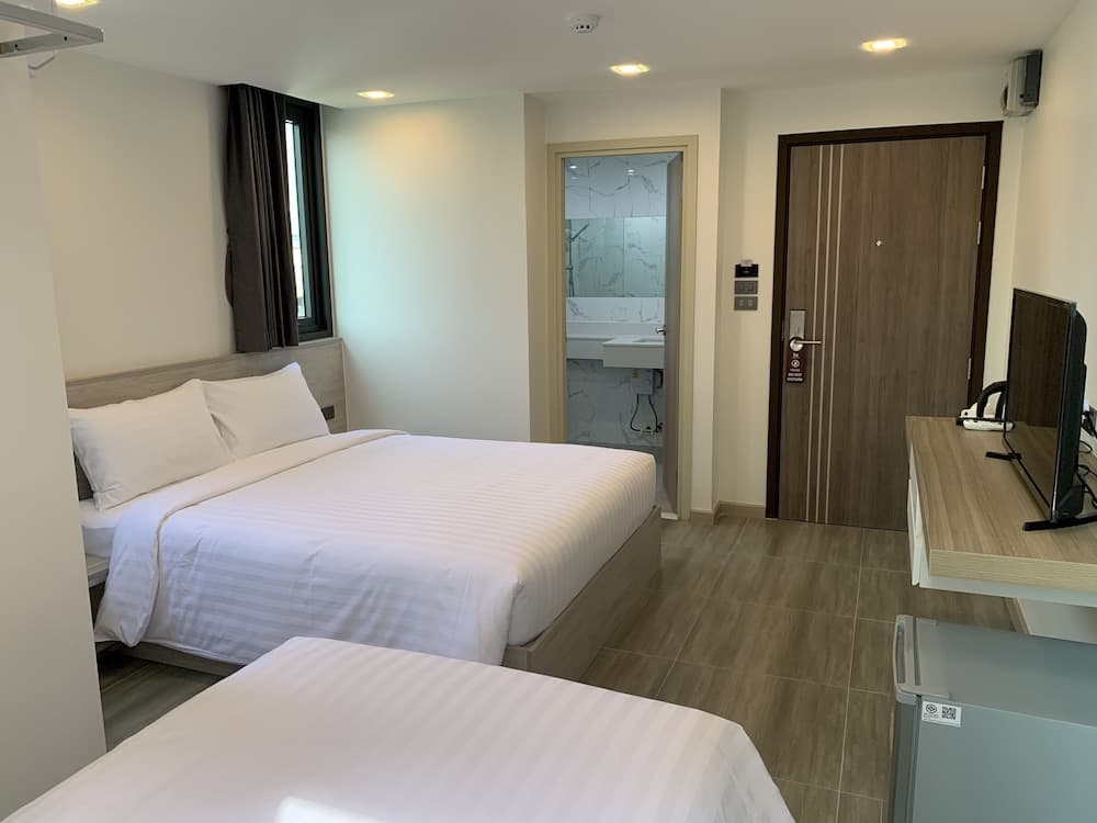Thana Wisut Hotel — 25