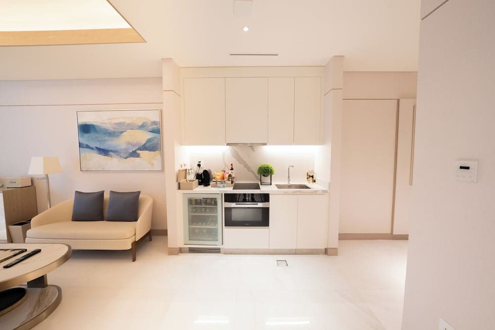FIVE LUXE — 29