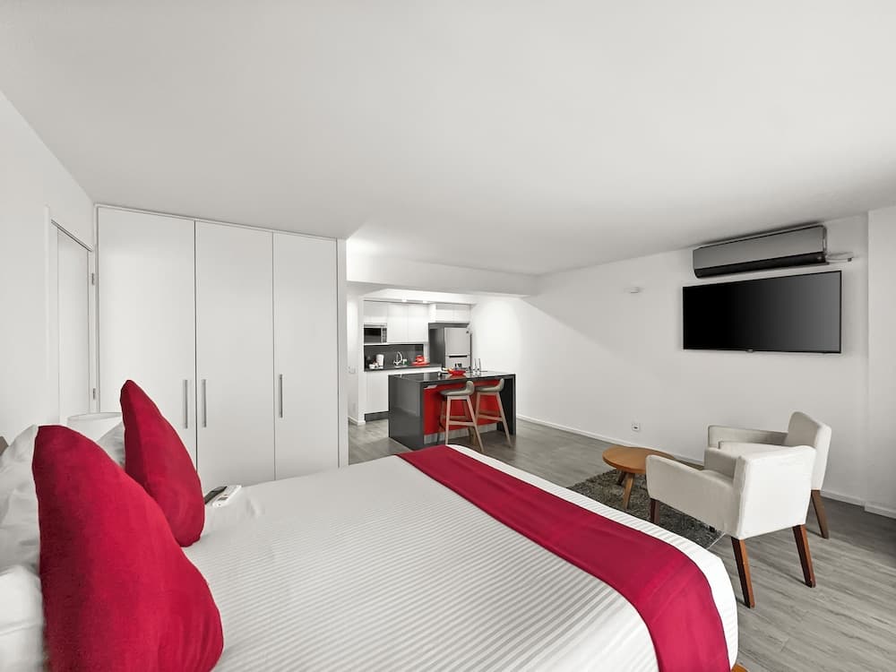 Armonik Suites — 9