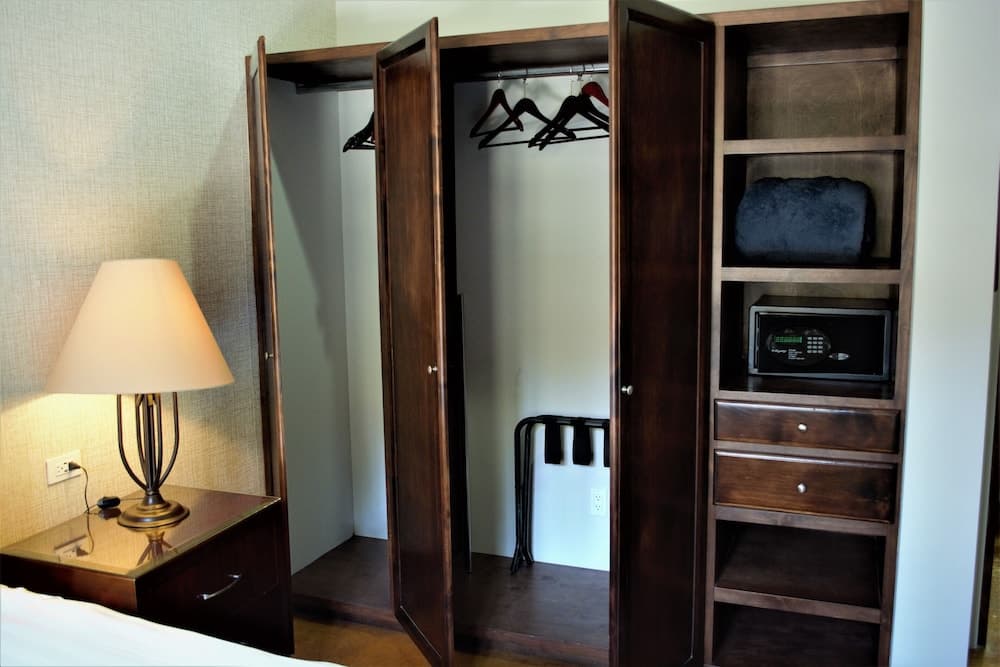 San Angel Suites — 16