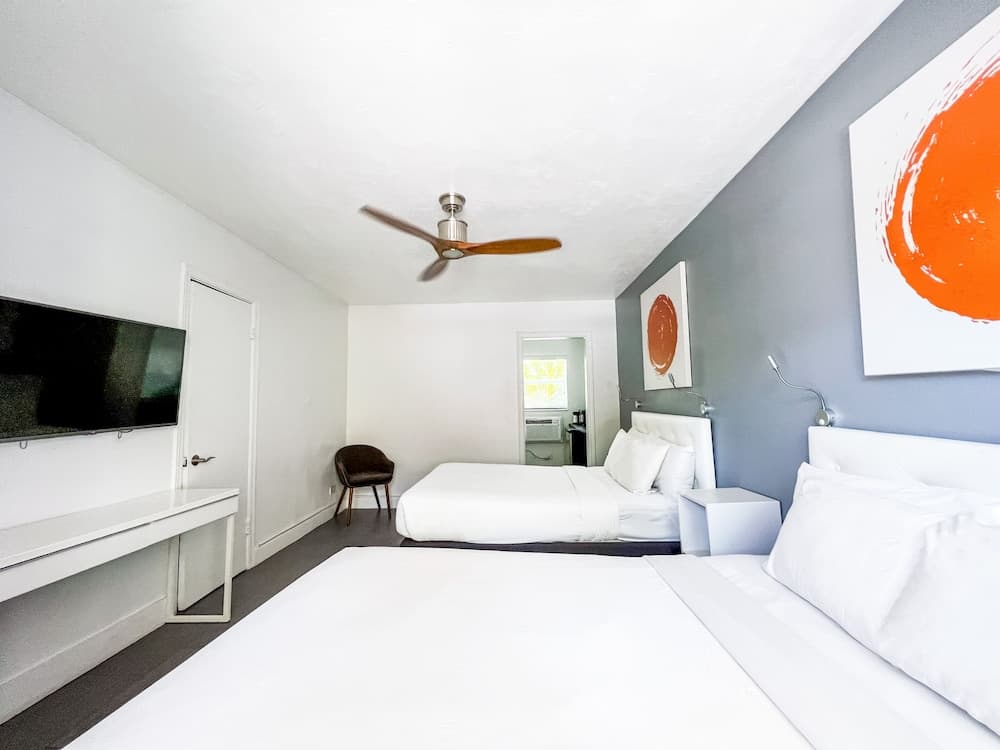 Winterset A North Beach Village Resort Hotel — 20