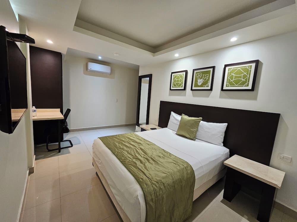 Maria Elena Hotel — 26