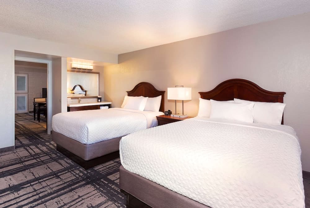 Embassy Suites by Hilton Orlando International Dr Kongresszentrum — 8