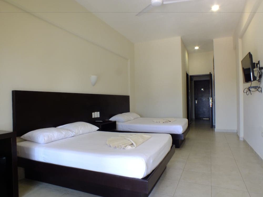 Sahara Hotel — 8