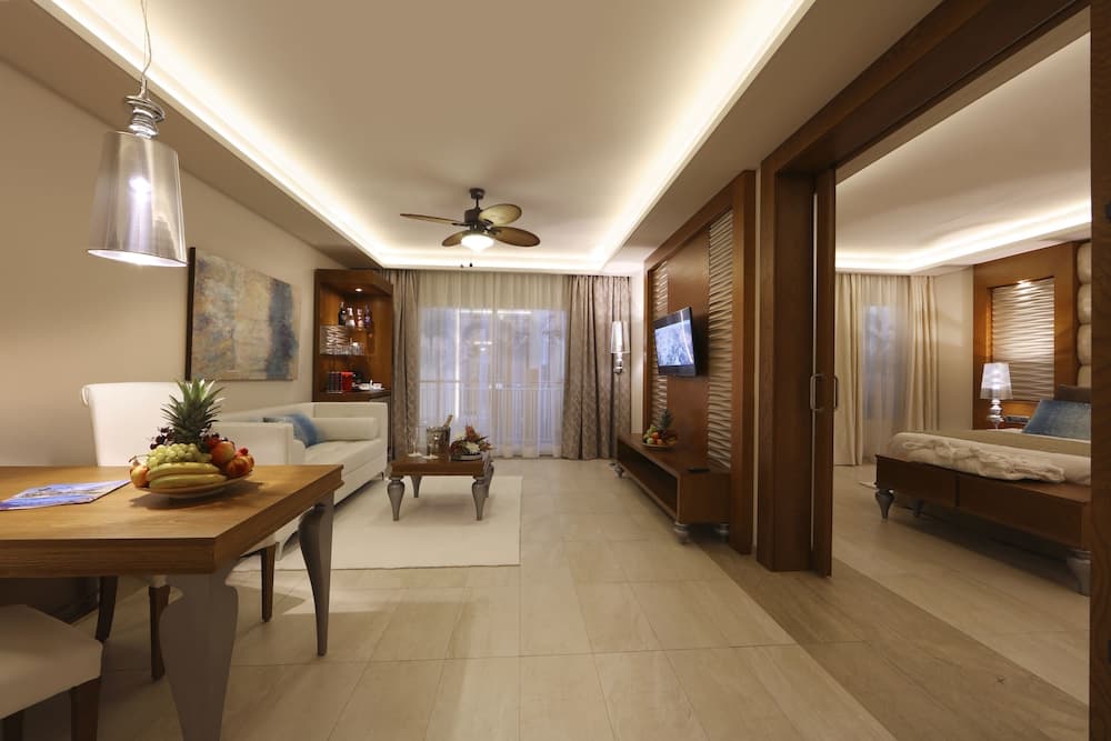 Majestic Mirage Punta Cana, All Suite Resort - All Inclusive — 28