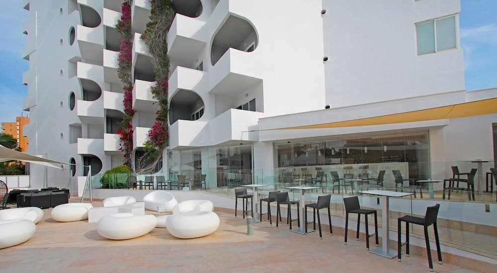 BG Hotel Pamplona — 20