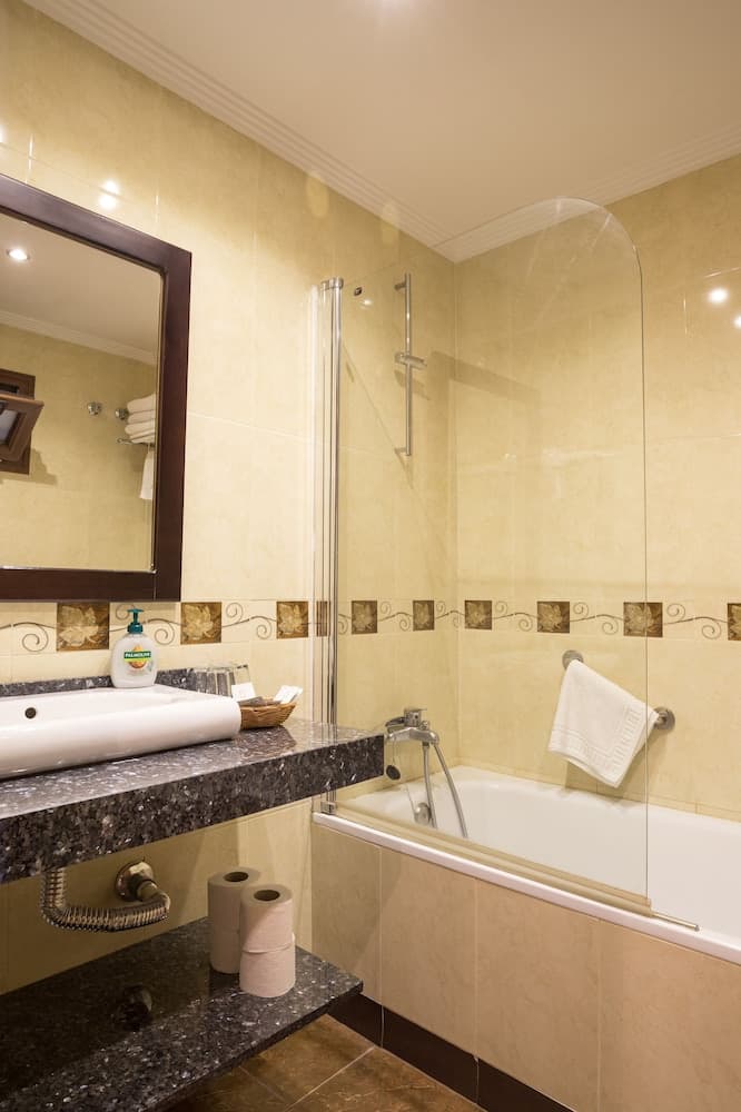 Hotel Alameda Malaga — 3