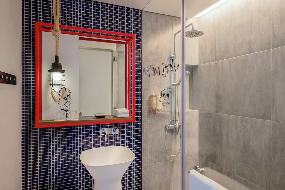 Hampton by Hilton Dubai Al Seef — 23