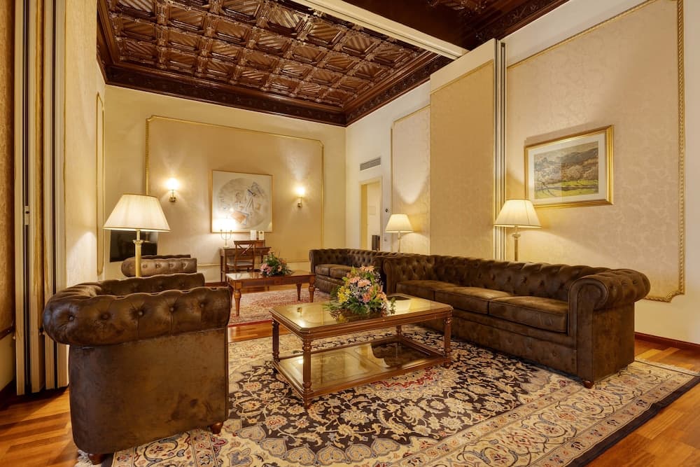 Hotel Roger de Lluria Barcelona — 14