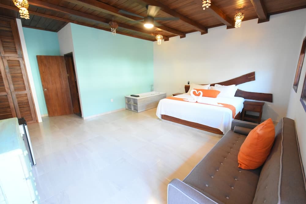 Hotel Hacienda Dos Ojos — 9