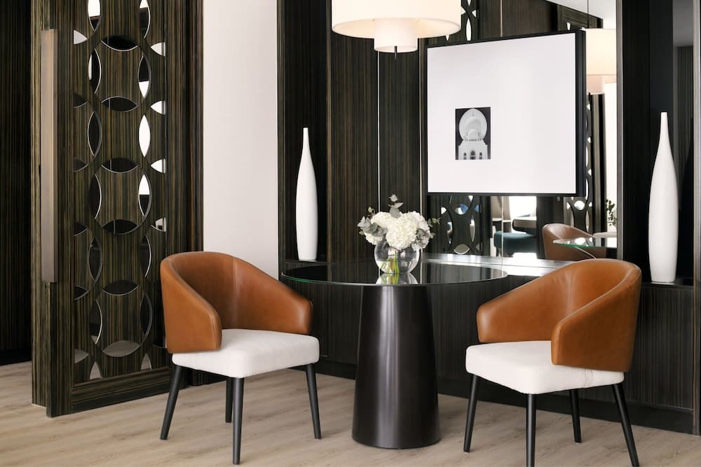 Sheraton Grand Hotel, Dubai — 18