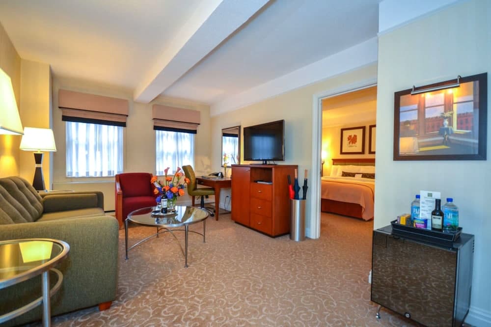 San Carlos Hotel — 16