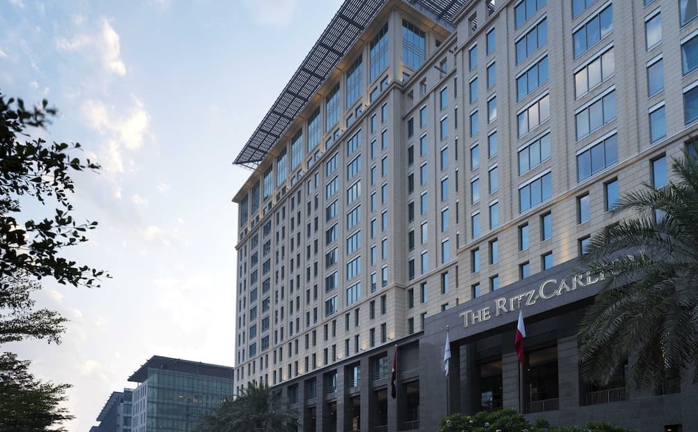 The Ritz-Carlton, Dubai International Financial Centre — 5