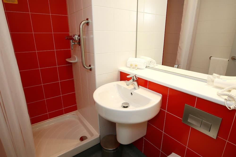 Travelodge Barcelona Poblenou — 27