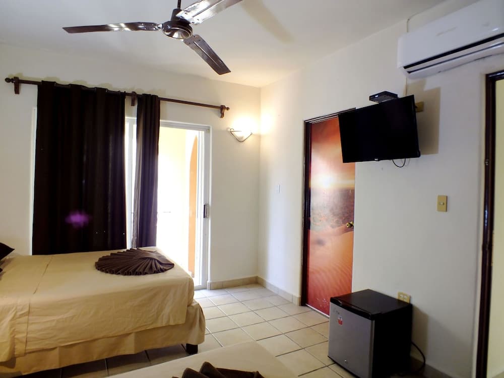 Sahara Hotel — 12