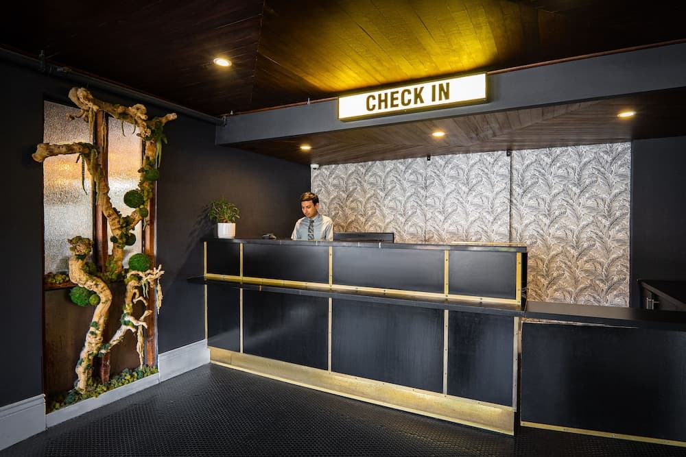 H Hotel — 20