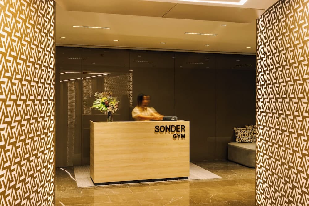 Sonder im JBR The Walk — 10