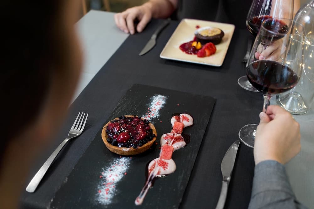 Crowne Plaza Madrid Airport by IHG — 10