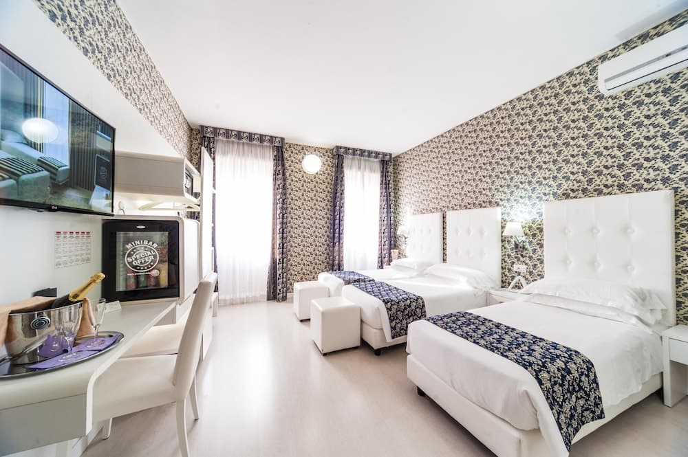Relais Trevi 95 Hotel Boutique — 23