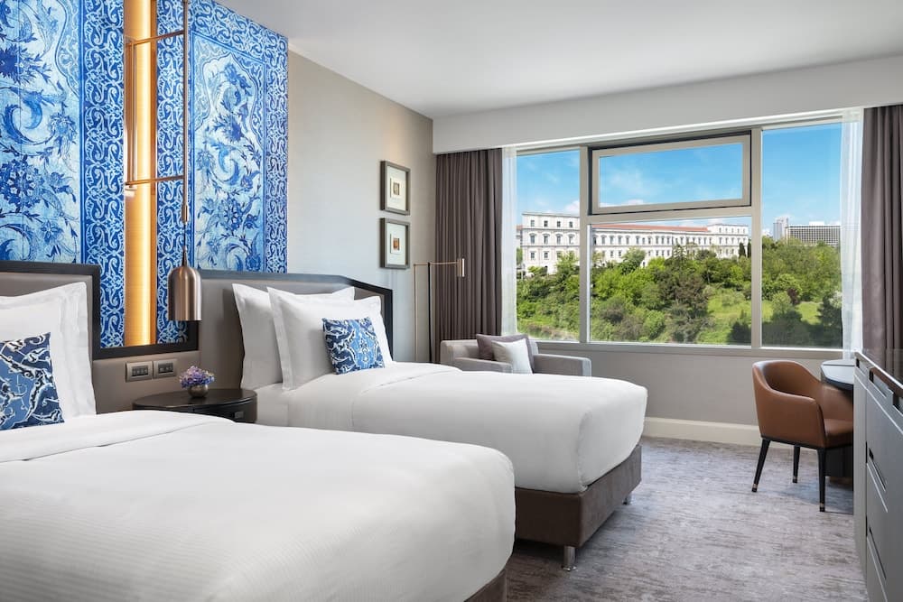 Das Ritz-Carlton, Istanbul — 10