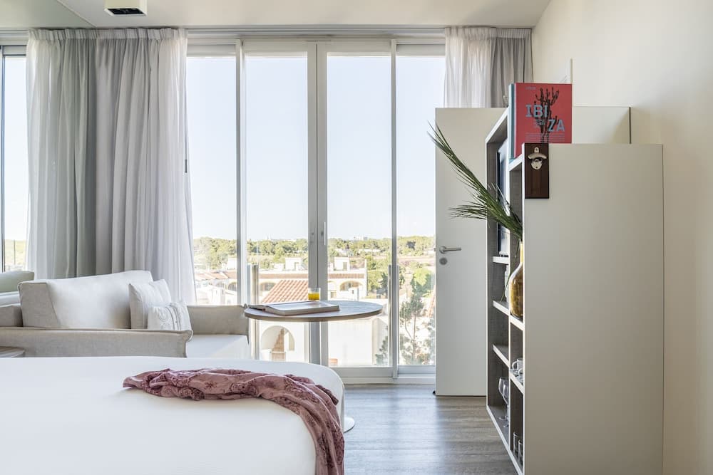 ME Ibiza - The Leading Hotels of the World — 27