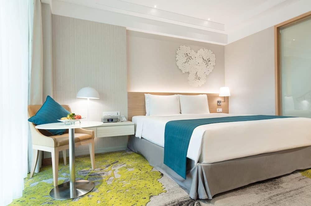 Holiday Inn Bangkok by IHG — 29