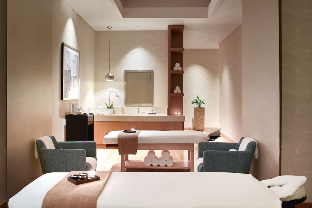 Swissotel Al Ghurair — 27