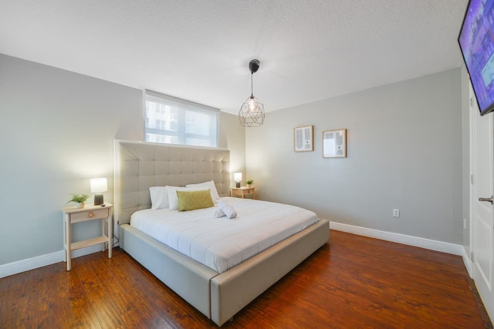 Stylish  Condo in Brickell Free Parking — 17