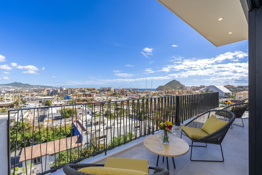 Tower 605 by Naya Homes — 5