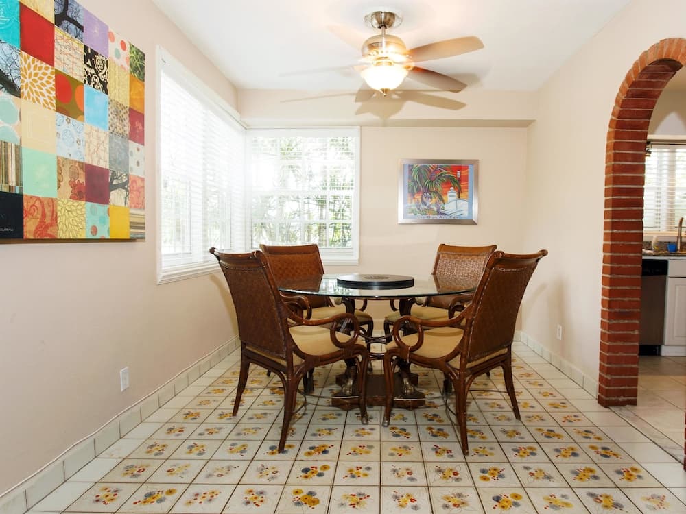 La Casa Del Mar — 5