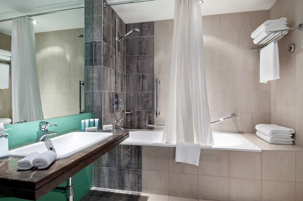 Hilton London Canary Wharf — 6