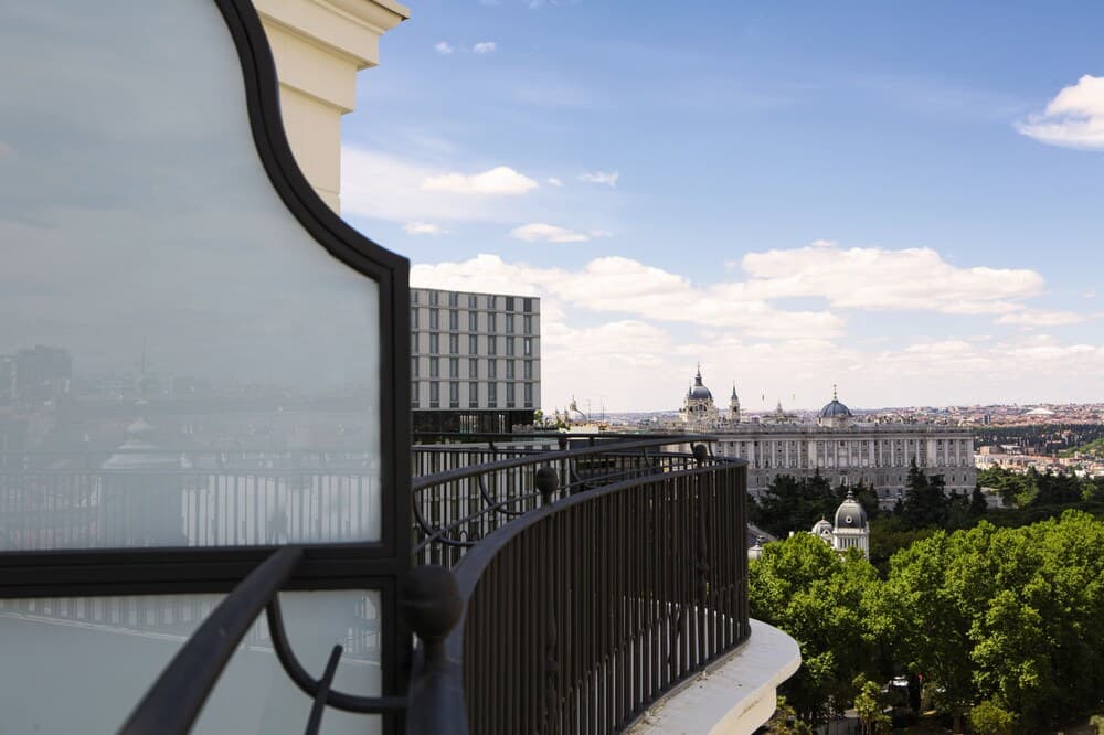 Hotel Riu Plaza España — 7