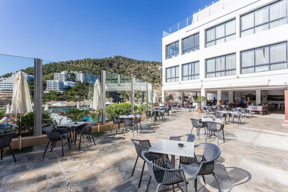 Hotel Palladium Cala Llonga - Solo para adultos — 16