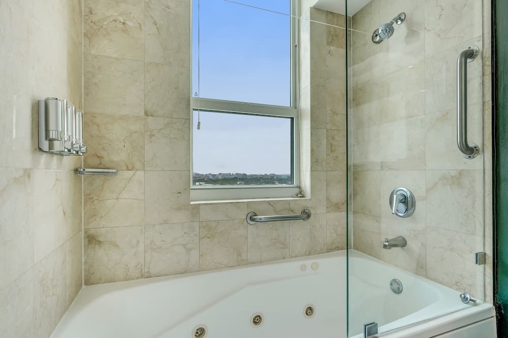 iCoconutGrove Vacation Rentals — 11