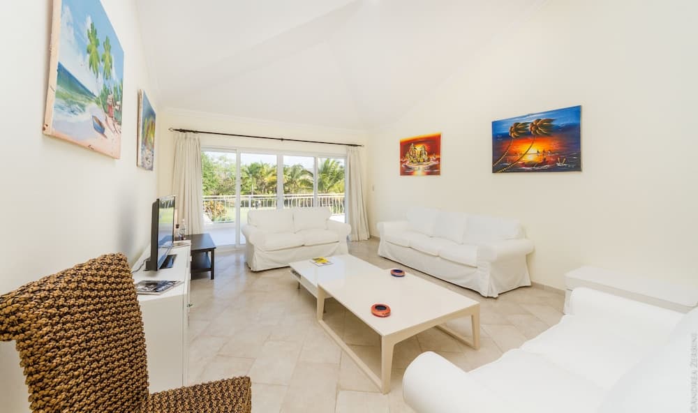 Villa in Cocotal Golf & Country Club — 2