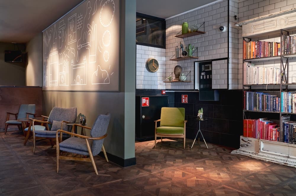 Max Brown Hotel Museum Square, Teil der Sircle Collection — 17
