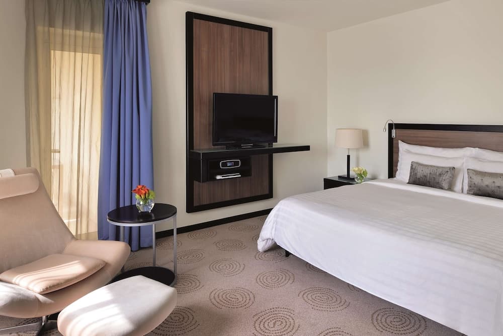 Avani Deira Dubai Hotel — 19