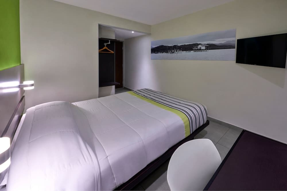 City Express Junior by Marriott Cancun — 5