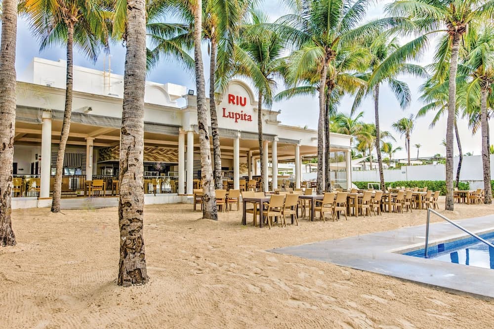 Hotel Riu Lupita - All Inclusive — 17