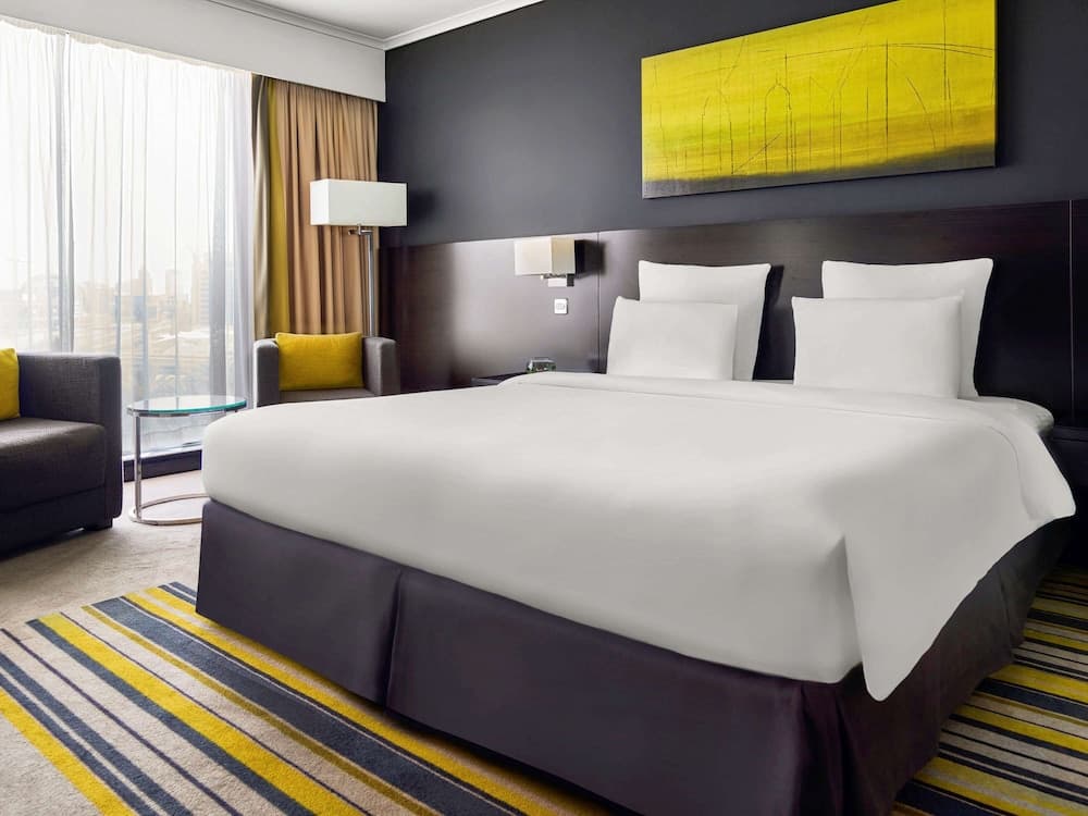 Pullman Dubai Creek City Centre — 12