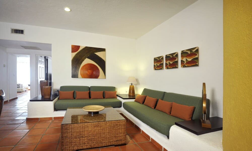 Las Palmas Condominio — 21